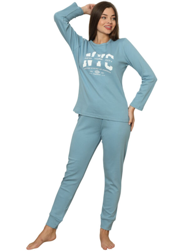 LDB NYC 2002 light blue 2510 2